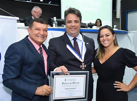 Calçadão Destaque – Aloísio Varejão realiza Solenidade comemorativa ao dia do Contabilista;