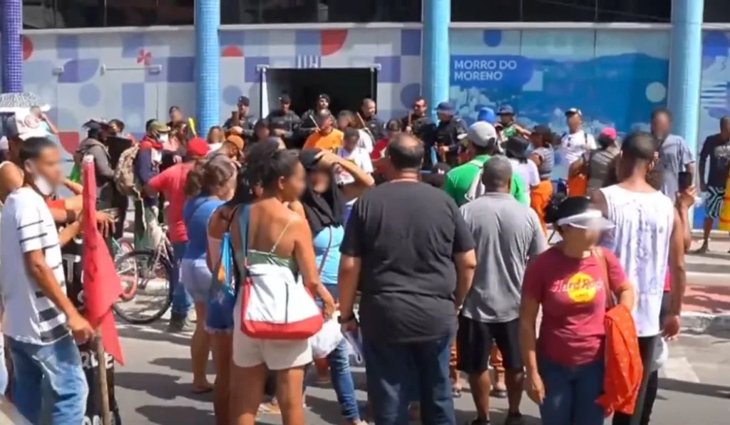 Calçadão Vila Velha – Familiares contestam a prisão de Jovem “autista” em manifestação