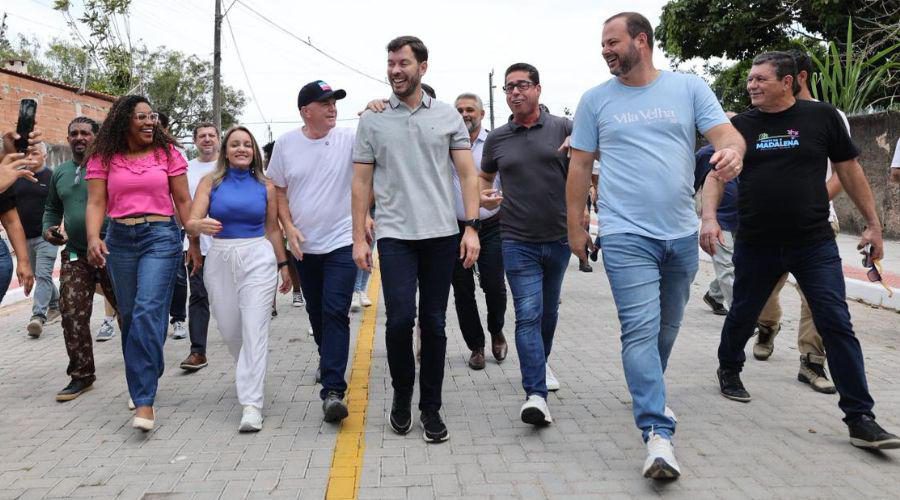 Calçadão Vila Velha – Renato Casagrande e Arnaldinho Borgo inauguram obras na Regional 5