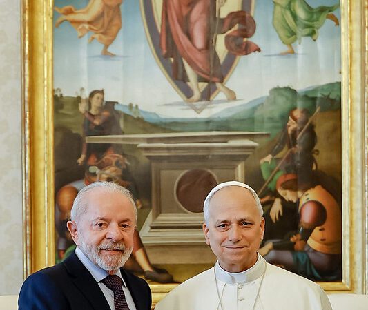 Calçadão Mundo – Papa Leão- XIV e Presidente Lula iniciam luta pela paz no mundo