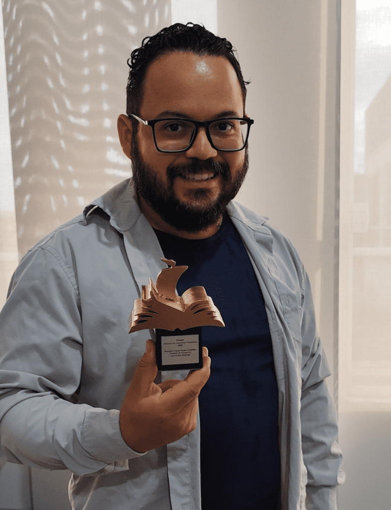 Calçadão Literatura – Luis Felipe Mayorga – Escritor e ambientalista capixaba reconhecido com premiação e destaque