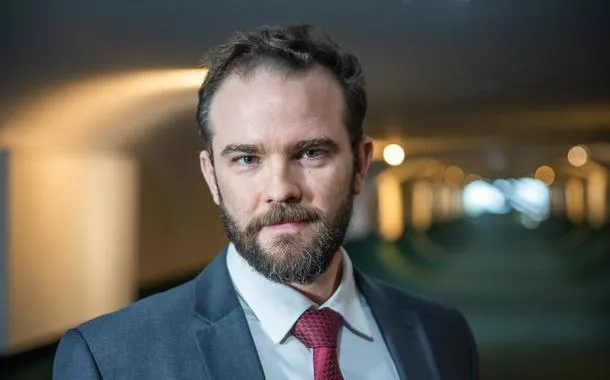 Calçadão Brasil – Afetar a Economia do Brasil com Guerra é a extratégia de governo dos EUA