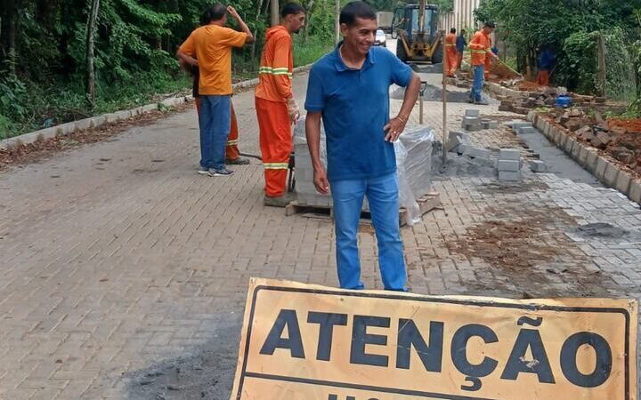 Calçadão Guarapari – Deputado Zé Preto visita obras do Governo do Estado em Rio Claro