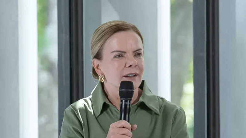 Calçadão Economia – Endividamento das famílias é foco do Governo Lula,