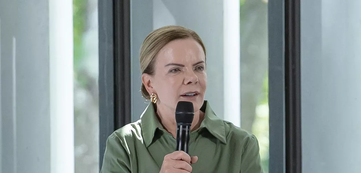 Calçadão Economia – Endividamento das famílias é foco do Governo Lula,