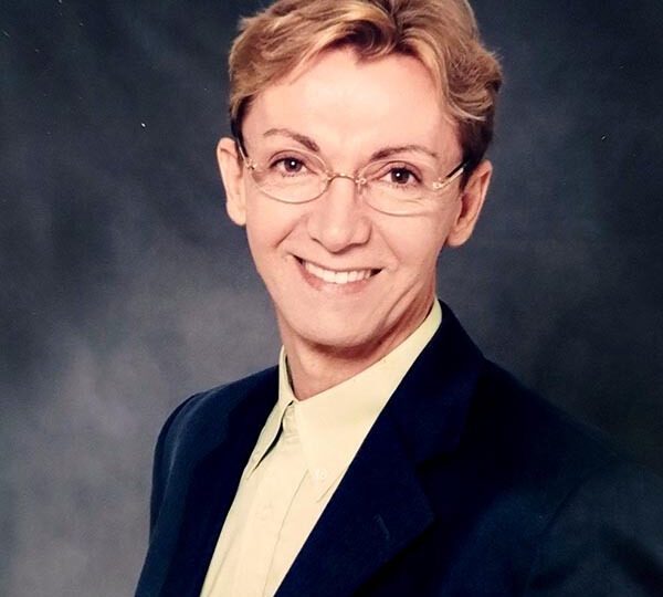 O mago das tesouras esta de volta no Centro de Vitória!