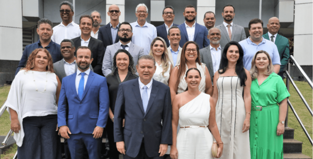 Calçadão Cariacica – Gestão Euclerio Sampaio facilita negociação de débitos e municípes aderem as negociações.