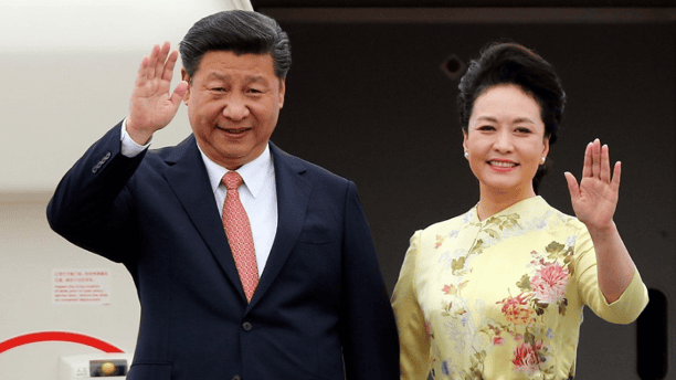 Calçadão Mundo – Xi Jinping nos EUA: o ‘príncipe’ que perdeu tudo antes de se tornar o líder mais poderoso da China História de Shawn Yuan e Jack Lau – Unidade Global de China, Serviço Mundial da BBC