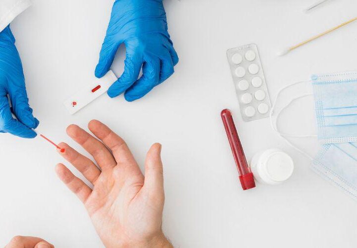 Calçadão Saúde – Teste rápido que identifica HIV e sífilis está disponível nas unidades de saúde e possui sigilo