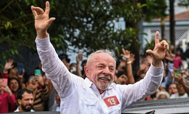 Calçadão Brasil – Em virada histórica, Lula derrota Flávio Bolsonaro e chega ao quarto mandato como presidente