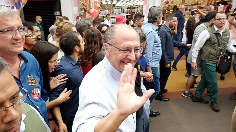 Calçadão Brasil – Geraldo Alckmin entra em eleitorado paulista com sua credibilidade de ex governador do estado