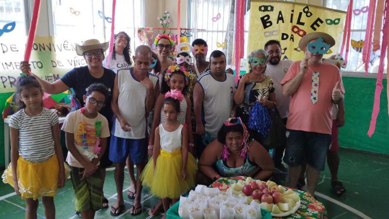 Baile da Convivência revive o melhor dos carnavais com muita alegria