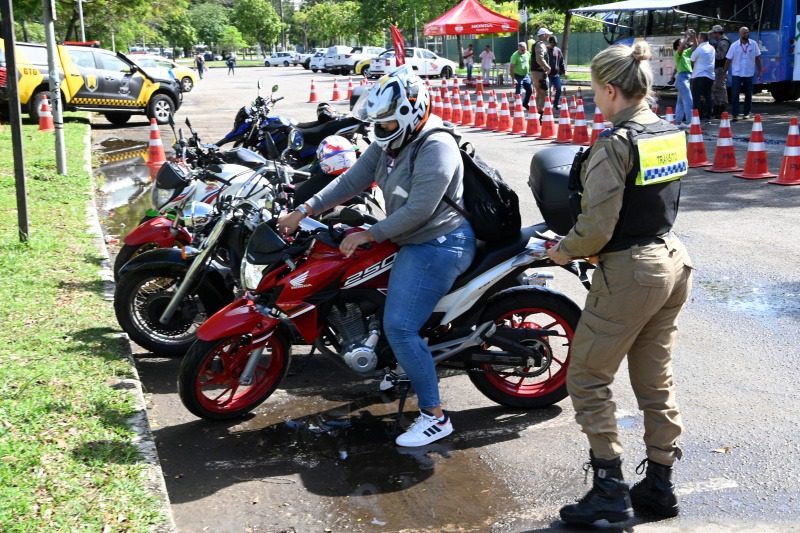 Guarda Municipal realiza ação de prevenção de acidentes de trânsito