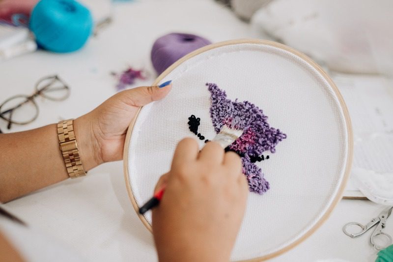 últimos dias para adquirir artesanato do Projeto Fazendo Arte para o Dia das Mães