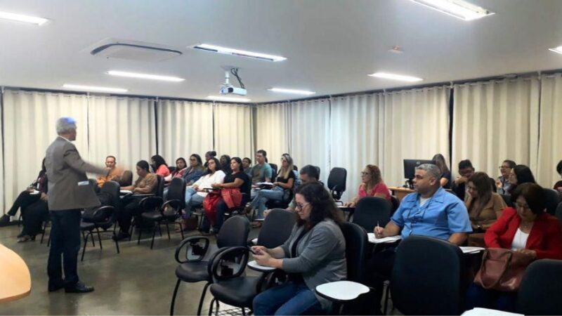 Encontro formativo com diretores das 103 unidades de ensino é promovido pela Educação