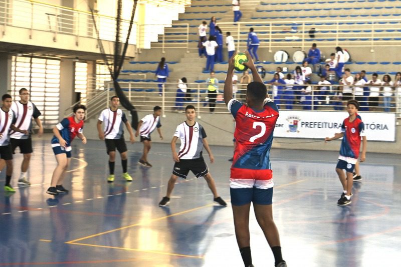 Jemvi: Finais de Handebol empolgam com jogos disputados e clima de festa