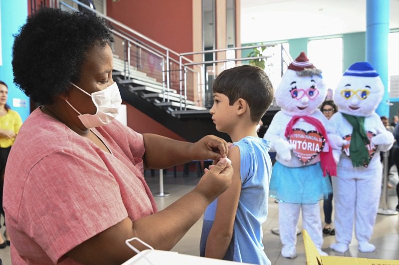 Dia D de Multivacinação em 11 Unidades de Saúde de Vitória é Destaque no Sábado (2)