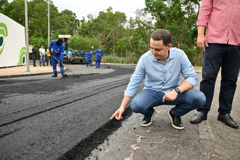 Prefeitura Destina R$ 215 Milhões para Asfaltamento de Vias na Capital