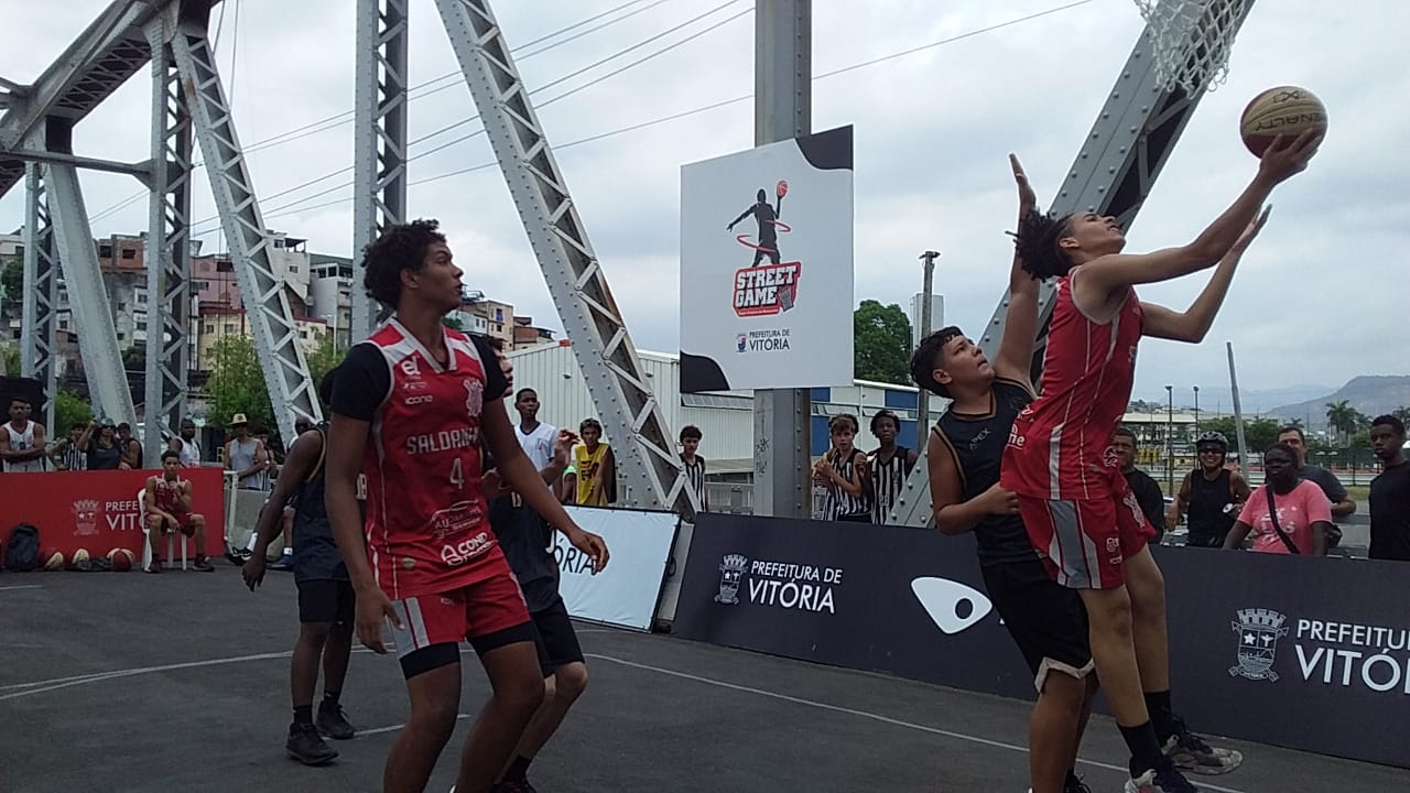 Casé realiza basquete 3×3 na Centenária Ponte Seca