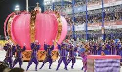 Calçadão no Carnaval Capixaba – Vitória faz a abertura do Carnaval do Brasil.