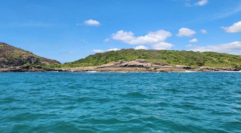Calçadão Guarapari – Arquipélago de Três Praias está dentro da APA de Setiba.