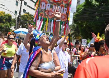 Calçadão Vitória – Carnaval de Vitória: sucesso de público, estrutura, renda e organização