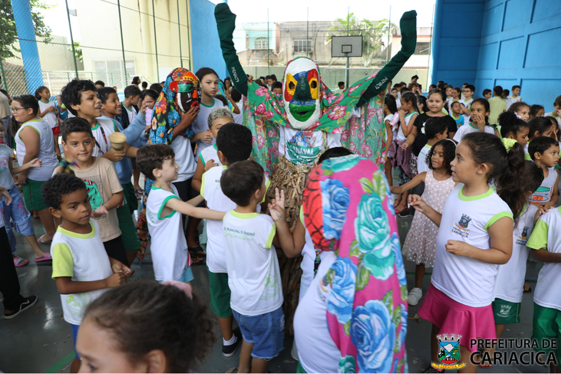 Calçadão Cariacica – Alunos tem aula divertida com João Bandeira