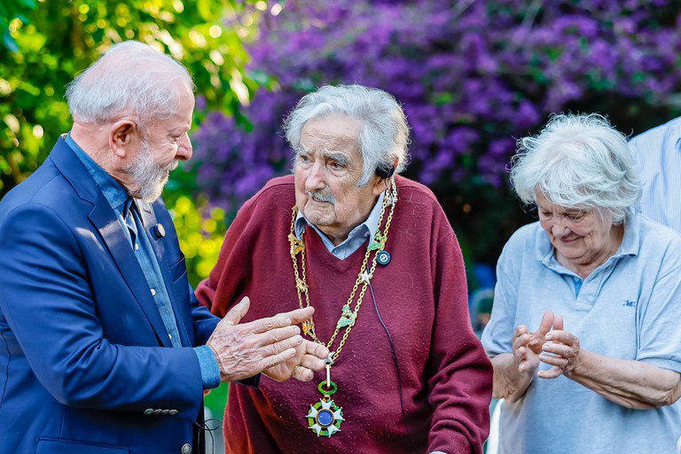 Calçadão BR – Extraordinário Pepe Mujica recebe homenagem do Brasil