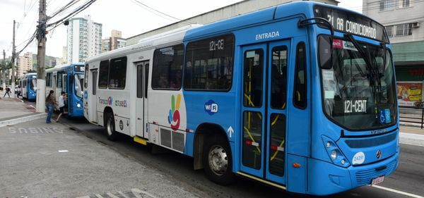 Passagem do Transcol passa a custar R$4,90 a partir deste domingo (12)